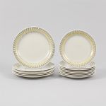 1018 8011 DINNER SET